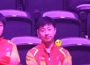 亚博体育-马龙击败老对手曼联，晋级之路一路高歌！